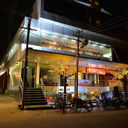 Amber Castle Hotel ฮาสซัน ภายนอก รูปภาพ