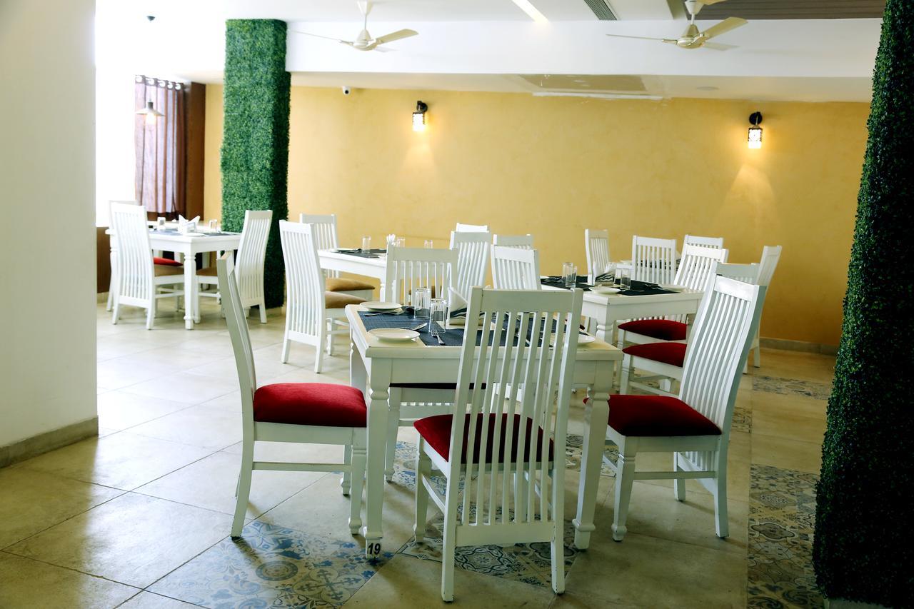 Amber Castle Hotel ฮาสซัน ภายนอก รูปภาพ
