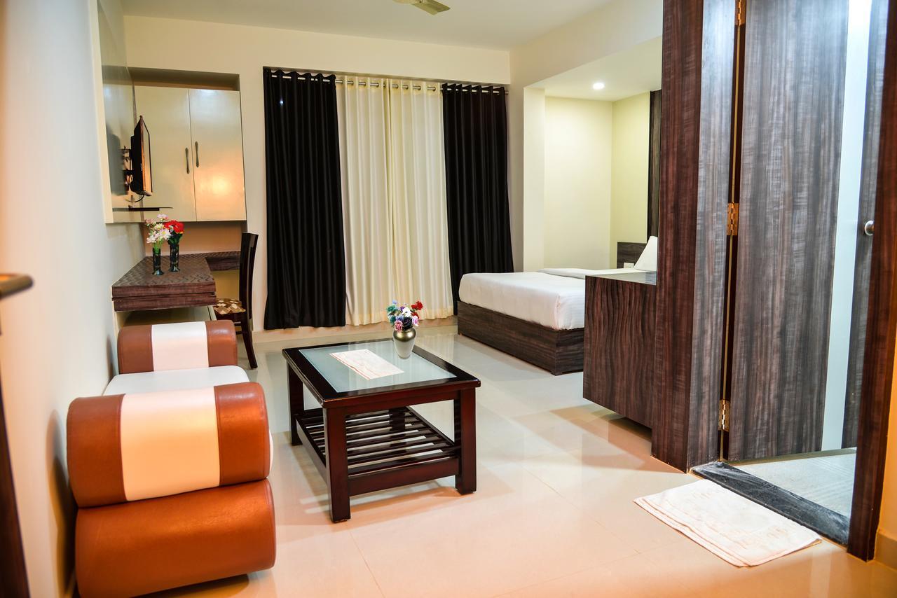 Amber Castle Hotel ฮาสซัน ภายนอก รูปภาพ
